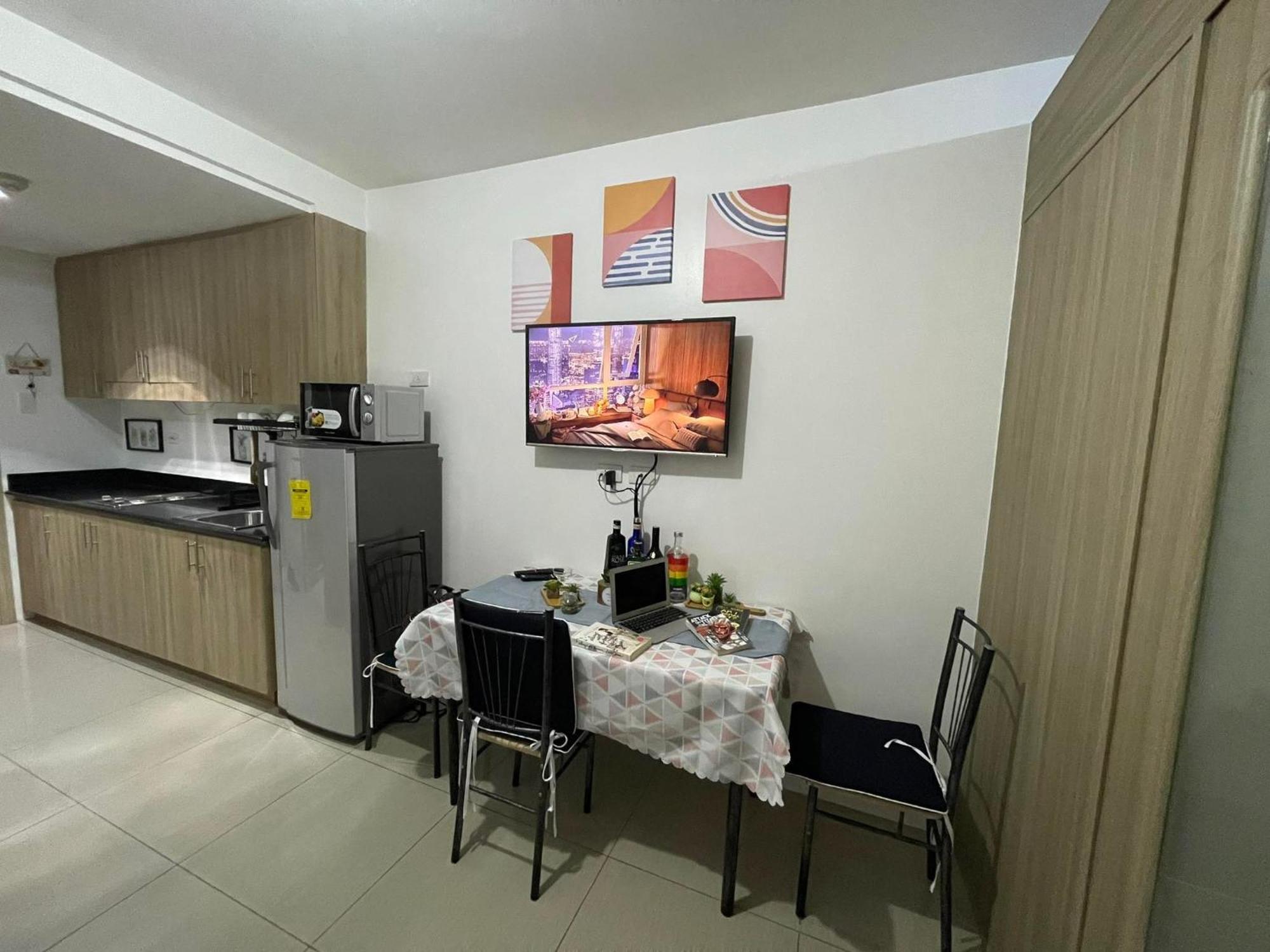 Shore Residences, Mall Of Asia Complex Stays By Pbyy Manila Kültér fotó
